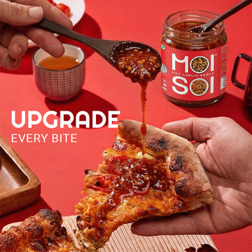 Moi Soi Hot Garlic Sauce